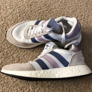 Women’s Adidas Tennis Shoes, Size 6.5